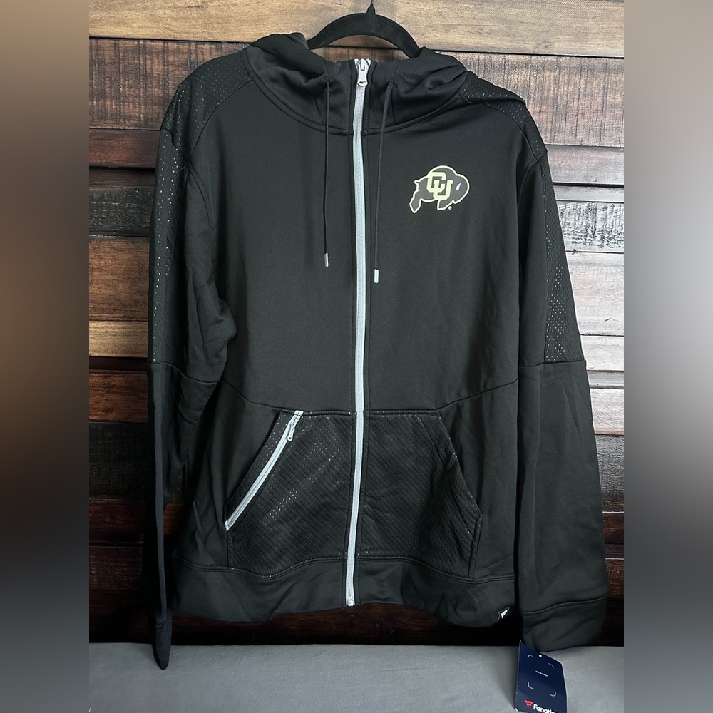 🦬NWT Colorado Buffalos Fanatics Black and Gray Hoodie with Logo🦬